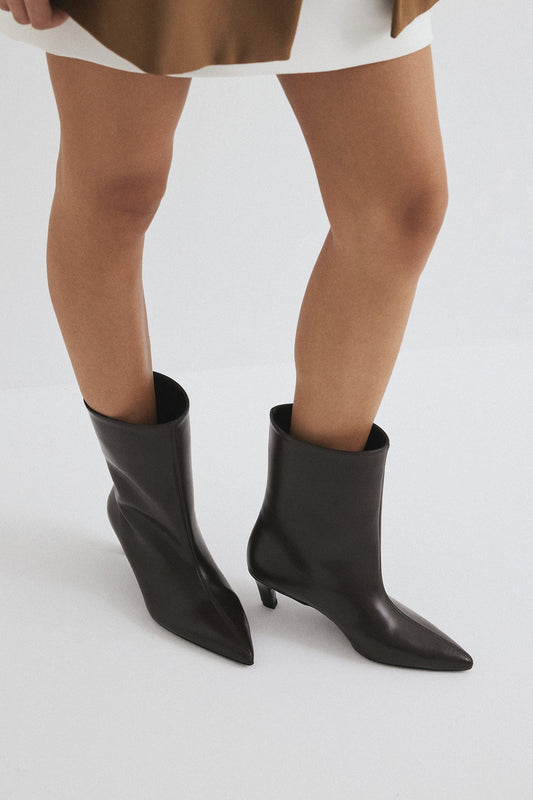 CHANTILLY Pointed Toe Leather Ankle Boots - Dark Brown