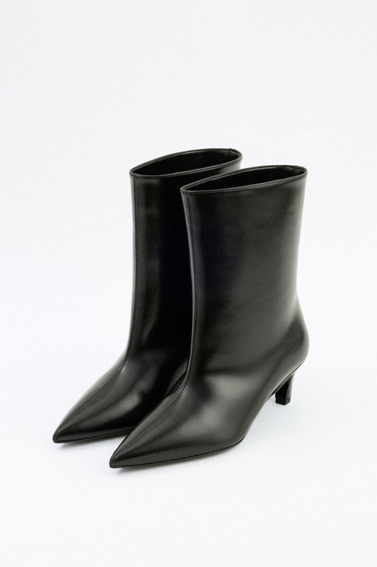 CHANTILLY Pointed Toe Leather Ankle Boots - Black