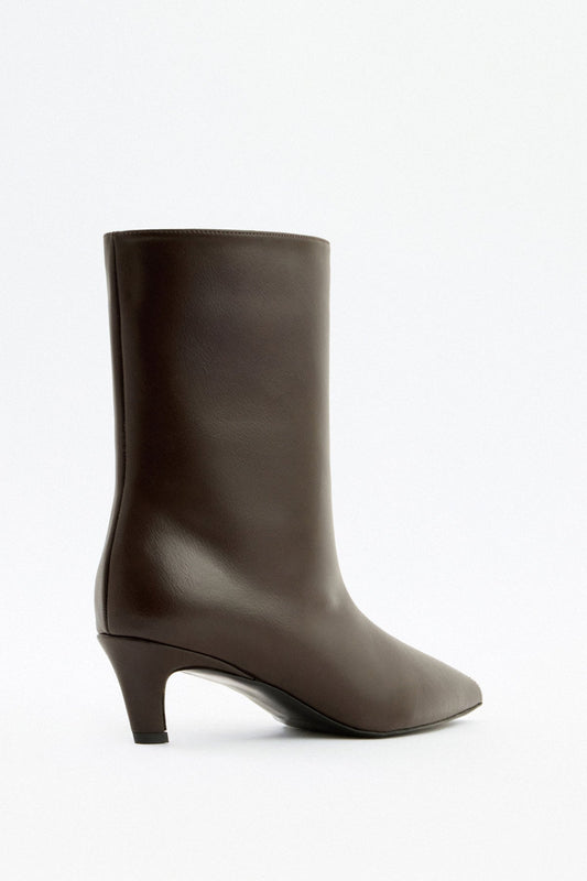 CHANTILLY Pointed Toe Leather Ankle Boots - Dark Brown