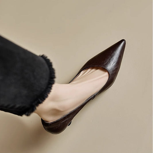 LORÉVA Genuine Leather Pointed-Toe Kitten Heels