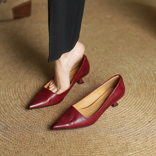 LORÉVA Leather Kitten Heel Pointed Toe Pumps